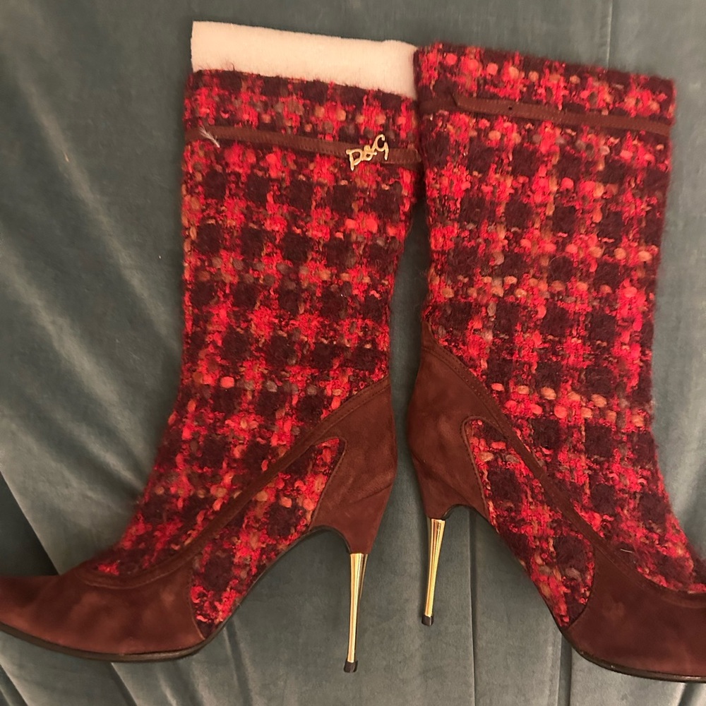 D&G Vibrant Red Checkered Heeled Boots